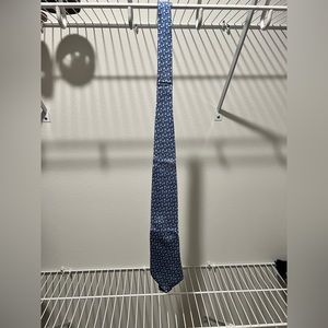 Vineyard Vines tie
